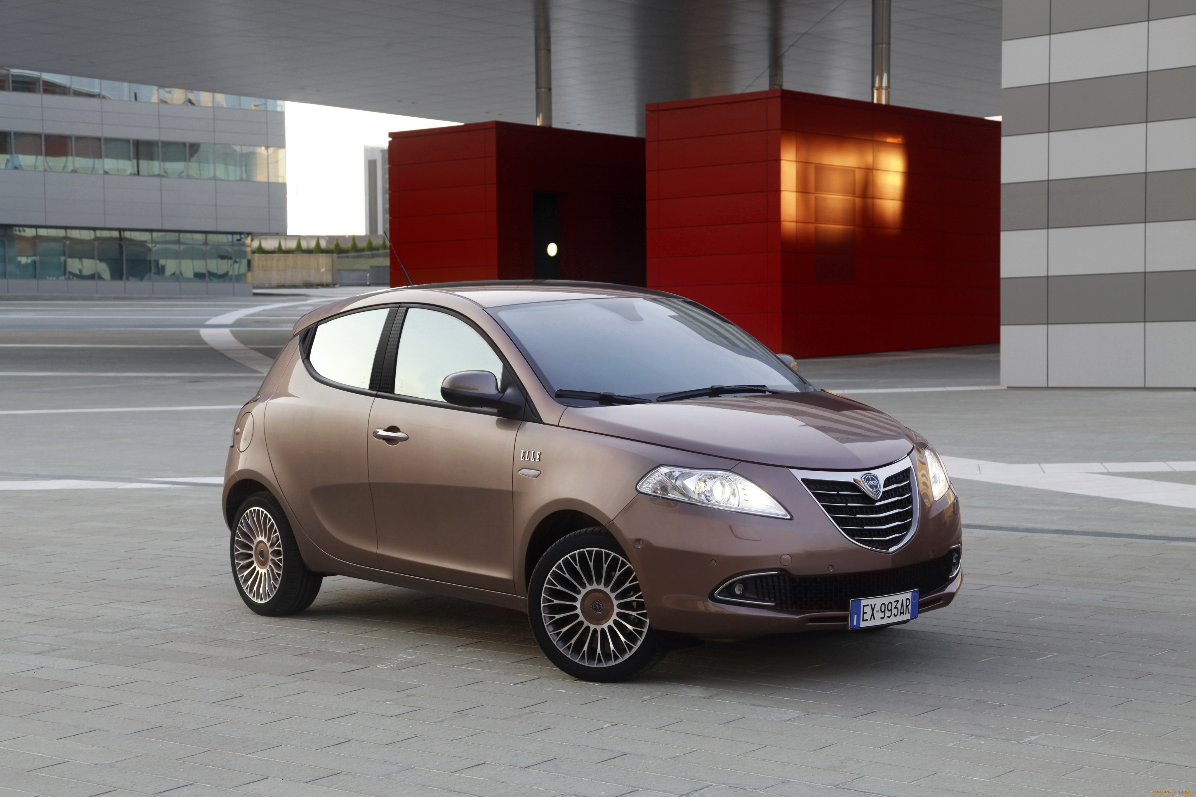 , lancia, ypsilon, 2014, 846, elle